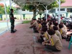 Bekali Wawasan Kebangsaan, Danramil Sliyeg Tanamkan Cinta Tanah Air pada Siswa SMA