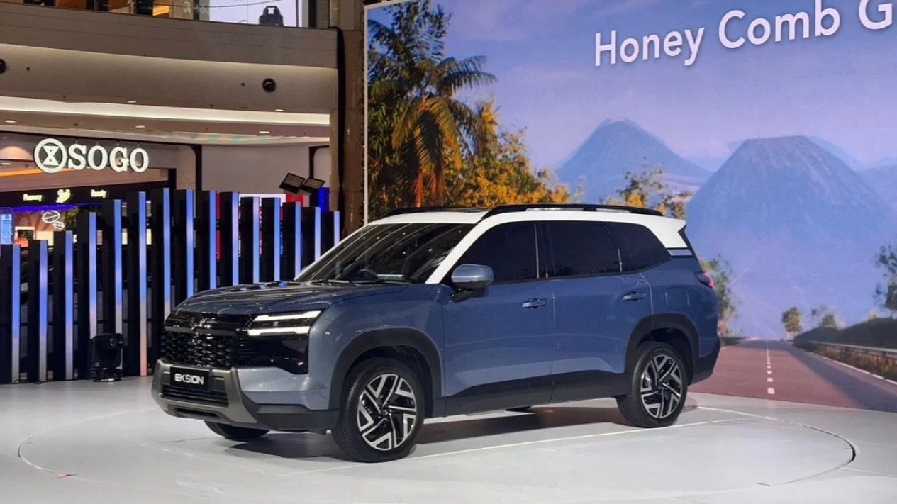 Wuling Eksion: Mobil Listrik 7 Penumpang Seharga Rp389 Juta