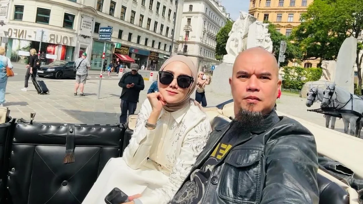 Ahmad Dhani dan Mulan Jameela Punya Panggilan Baru dari Cucu