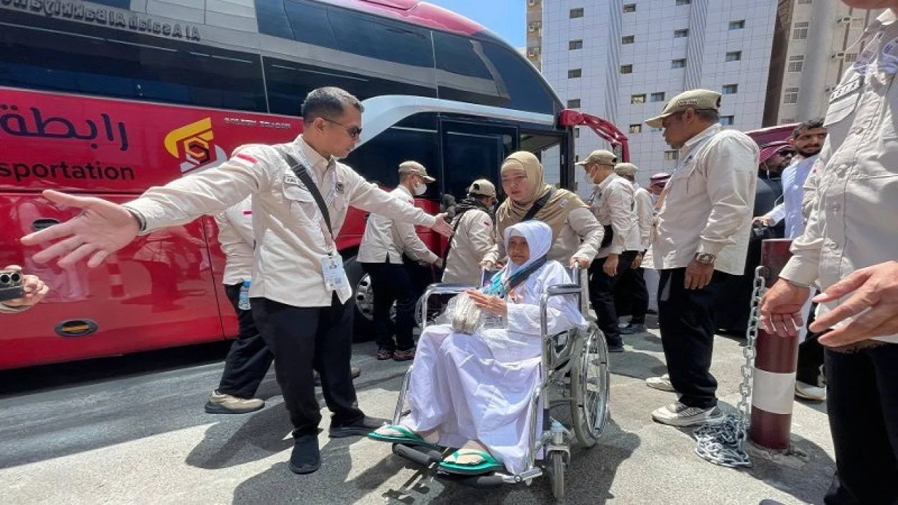 Jemaah Haji Kloter Pertama Indonesia Tiba di Mekkah
