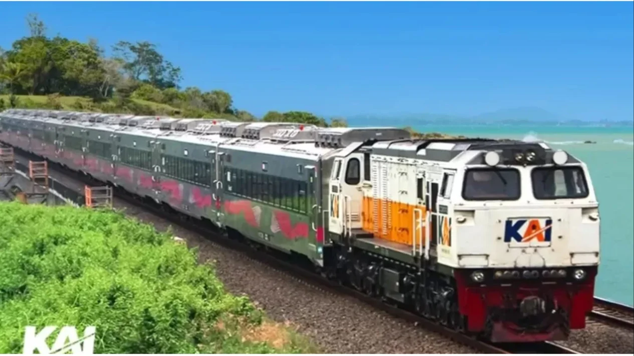 Kecelakaan Kereta Api Argo Bromo Anggrek Melibatkan Mobil, 4 Tewas
