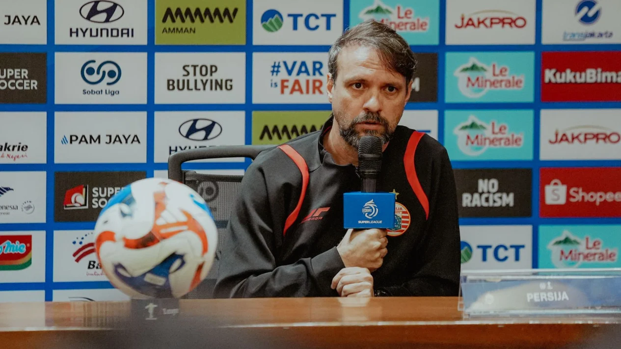 Pelatih Persija Kecewa usai Kalah Telak dari Persib