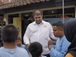 Rajiv Berikan Bantuan PIP dan Kursi Roda di SLB Lembang