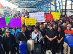 Ratusan Nelayan Indramayu Protes Kenaikan Harga Solar Industri, Aktivitas Melaut Terganggu