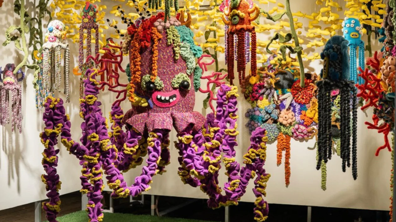 Simbolisme Relasi Manusia dan Alam dalam Karya Mang Moel di Art Jakarta Gardens