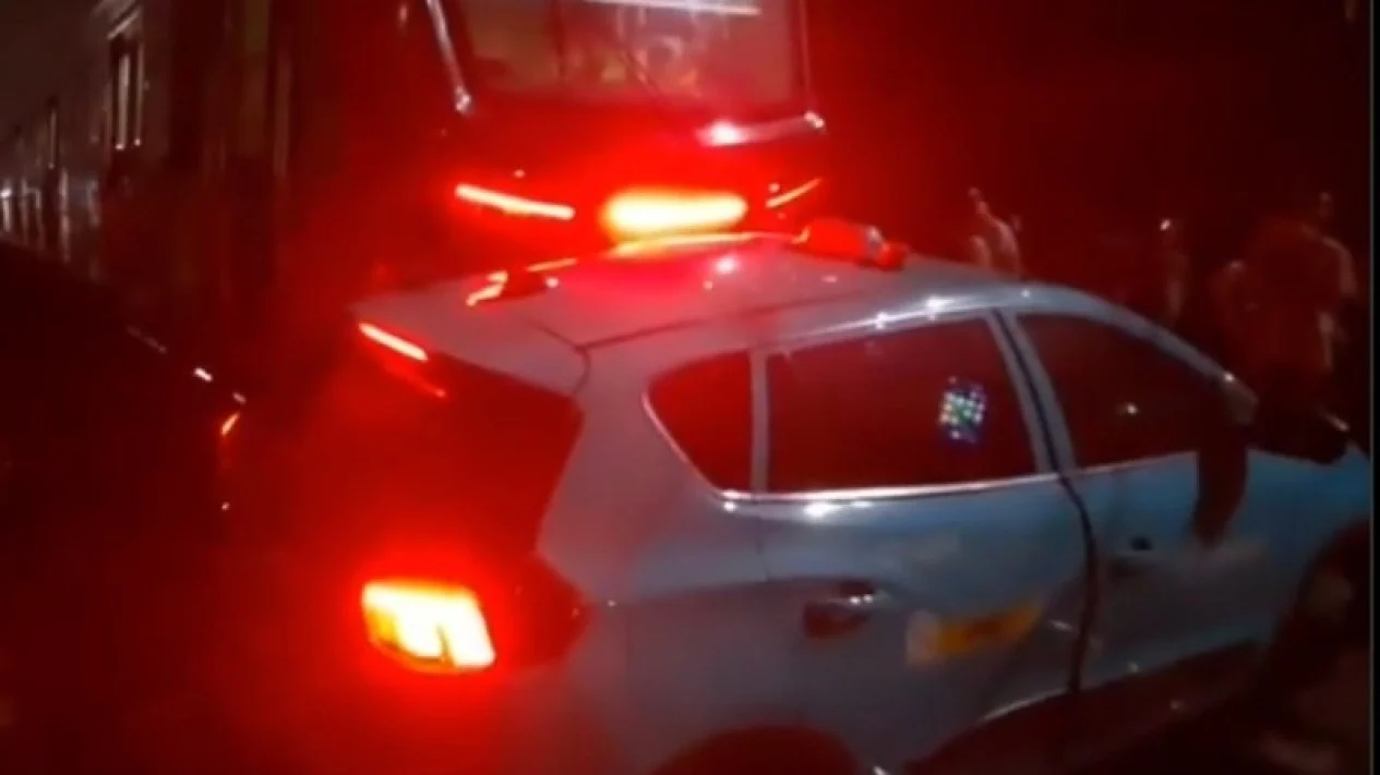 Sopir Taksi Green SM Akui Penyebab Tabrakan KRL dan KA Argo Bromo