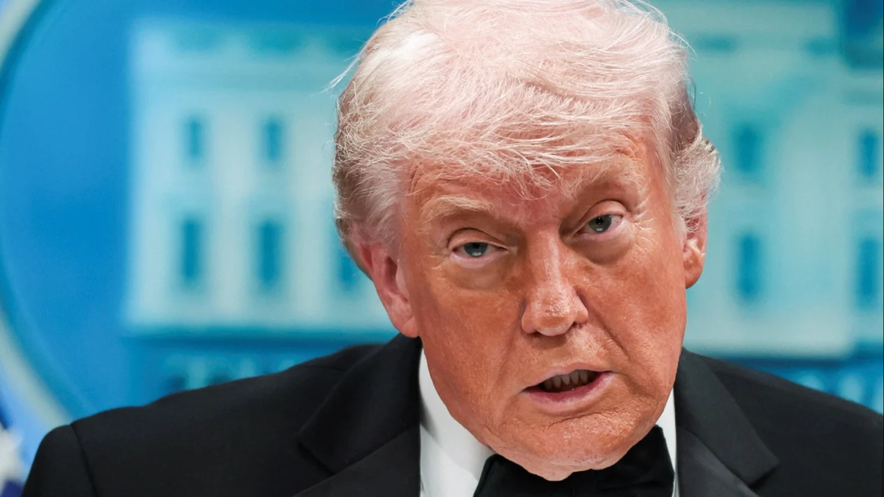 Trump Ungkap Informasi Menarik Soal UFO