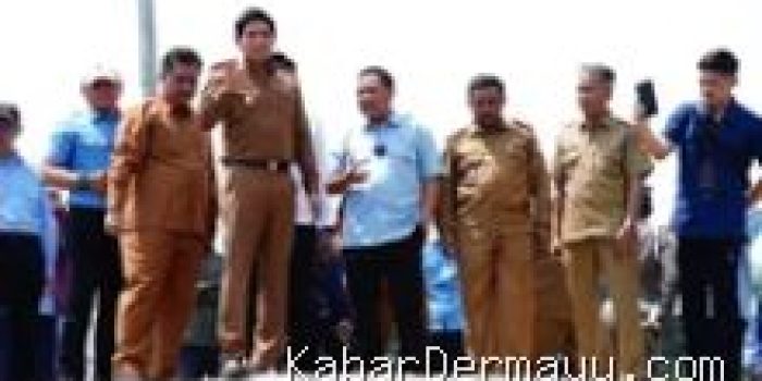indramayu-pasokan-air-bersih-berkurang-bupati-indramayu-dan-perumdam-tinjau-inte-14443 Indramayu Pasokan Air Bersih Berkurang , Bupati Indramayu dan Perumdam Tinjau Intek 200 Lohbener 10 Agustus 2026, 22:31 WIB