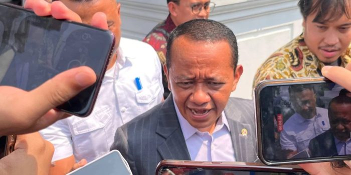 Bahlil: Reshuffle Kabinet? Tunggu Saja