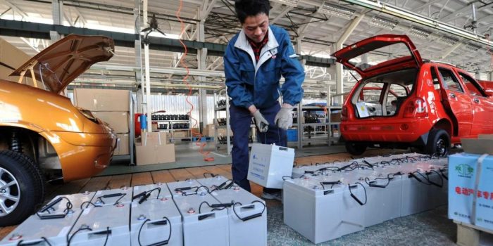 Baterai Murah Pengganti Lithium, Gaji Bos Otomotif Bikin Melongo, Daihatsu Anti Mainstream