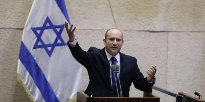 Bennett Bangkit Ancaman bagi Netanyahu