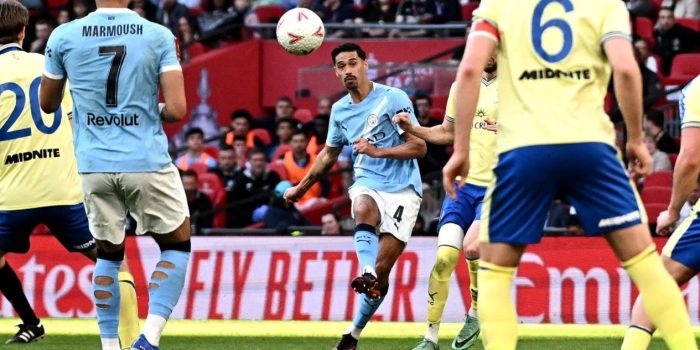Eliano Reijnders Tergeser di Manchester City, Ini Alasannya