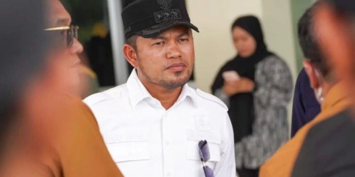 Gubernur Kaltim: ‘Saya Nyetir Sendirian’ Usai Dikritik Kursi Pijat Rp 125 Juta