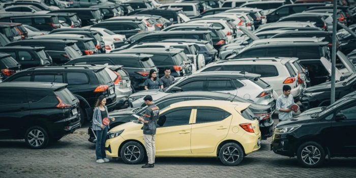 Mobil Bekas Lelang: Dominasi Pemain Lama, Mobil Listrik Mulai Mengejar