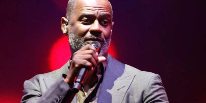 Momen Romantis Brian McKnight di Pernikahan El Rumi dan Syifa Hadju