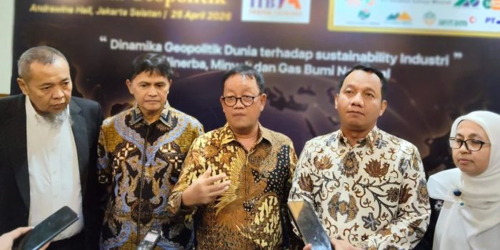 Pemerintah Didorong Perkuat Produksi Migas dan Industri Baterai Nikel