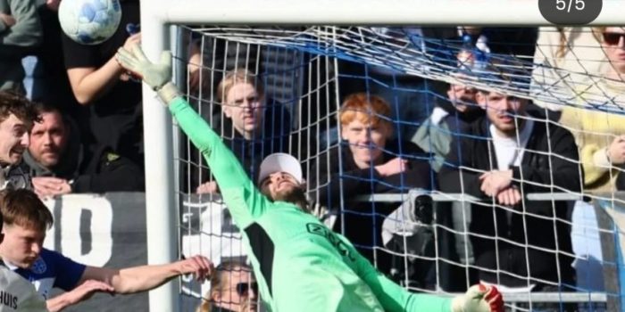 Penjaga Gawang Maarten Paes Tak Kebobolan, Ajax Dekati NEC di Papan Atas Eredivisie
