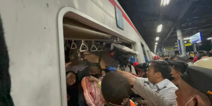 Penyebab Kecelakaan Maut KRL dan KA Argo Bromo: Polisi Selidiki Kesalahan Manusia dan Gangguan Sistem