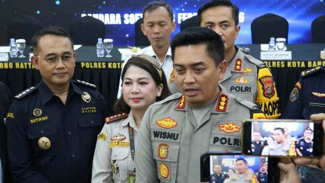 32 WNI Berangkat Haji Ilegal dengan Dalih Wisata ke China dan Visa Kerja Saudi