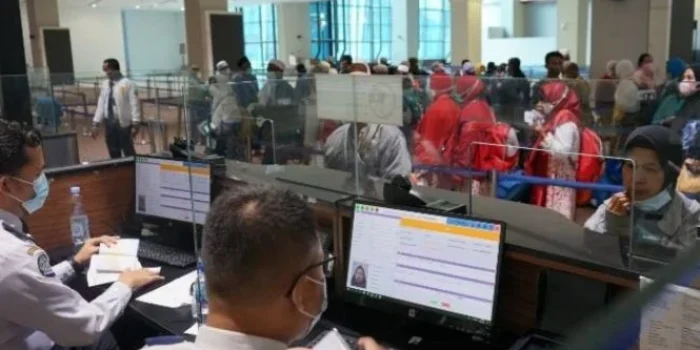 32 WNI Dicegat di Bandara Soekarno-Hatta Diduga Hendak ke Tanah Suci Lewat China