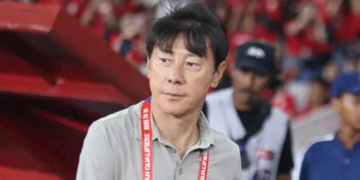 4 Pelatih Pengganti Mauricio Souza Persija, Termasuk Shin Tae-yong
