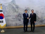 Bahasan Perdamaian dan Energi Bersama Wakil Ketua Parlemen Korsel
