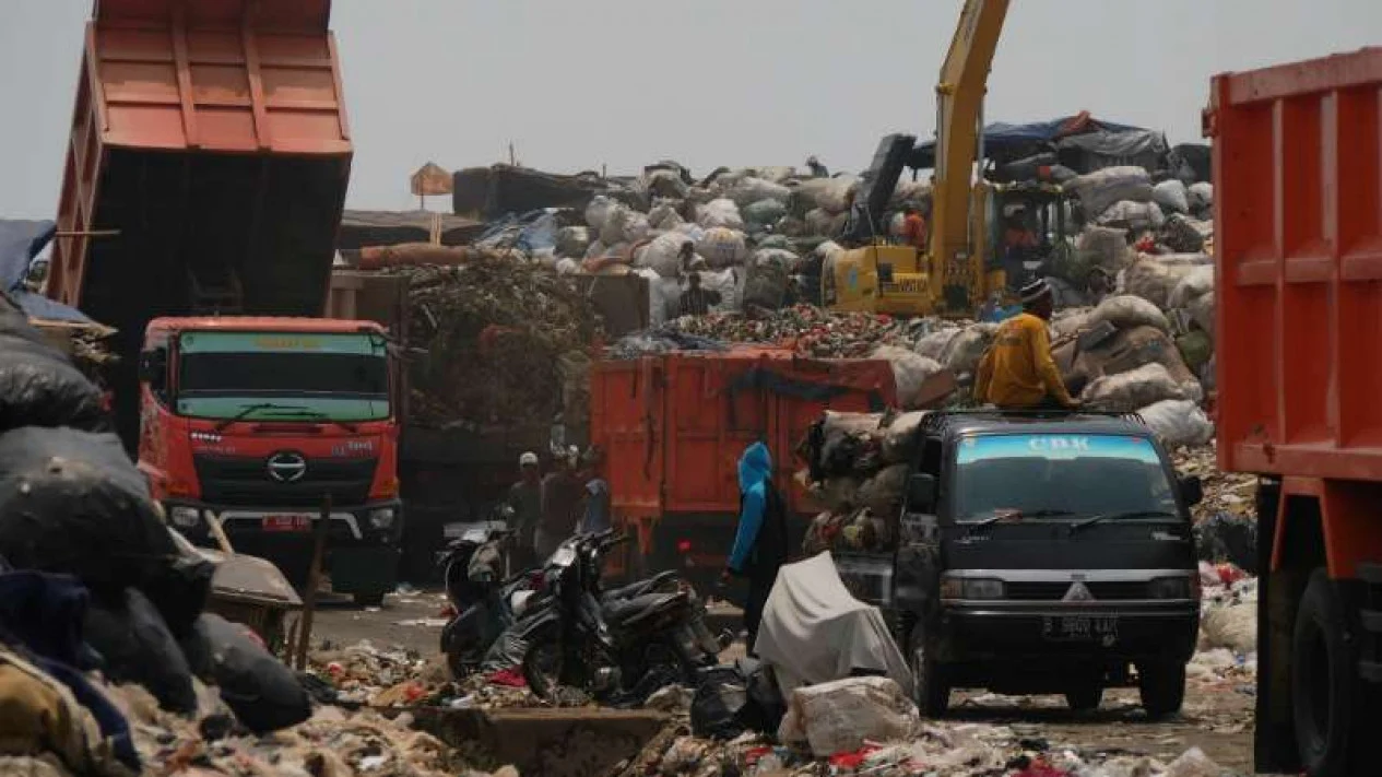 Bantargebang Hanya Terima Sampah Residu Mulai Agustus 2026