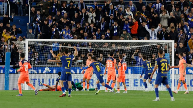 Barcelona Gagal Raih Target 100 Poin Usai Dikalahkan Alaves