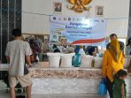 Beras & Minyak Goreng: 1.557 KPM Desa Sukajati Sumringah