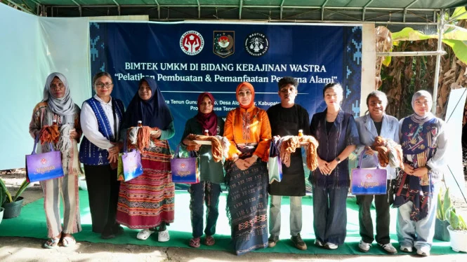 Bimtek Keterampilan Wastra UMKM Alor: Bekali Dekranas Tingkatkan Ekonomi Lokal