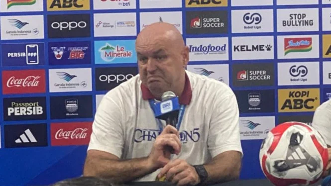 Bojan Hodak Ungkap Tantangan Terberat Persib Musim Ini