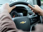 Cara Baru Menggenggam Kemudi di Mobil Modern