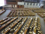 DPR Komisi VII Soroti Proyek Industri Strategis yang Tertunda