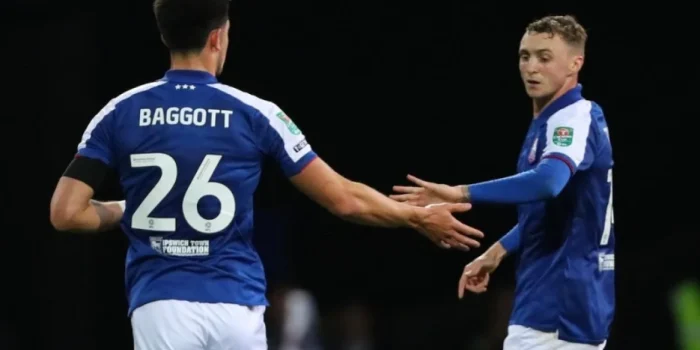 Elkan Baggott dan Rekan-rekan Promosi ke Premier League 2026/2027