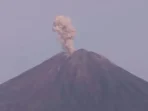 Erupsi Gunung Semeru Terjadi Empat Kali dalam Satu Jam Pagi Ini, Kolom Abu Capai 1 Km