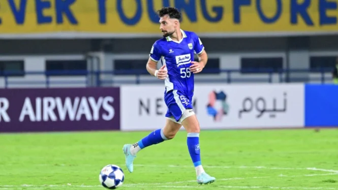 Frans Putros Kehilangan HP di Tengah Kerumunan saat Konvoi Juara Persib