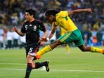 gol-tshabalala-piala-dunia-2010-kisah-legendaris-peter-drury-54583 Gol Tshabalala Piala Dunia 2010: Kisah Legendaris Peter Drury