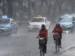 Hujan Lebat Guyur Sebagian Besar Kota Indonesia Hari Ini