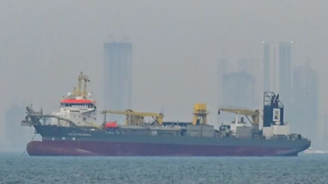 Iran Beri Izin Kapal China Lewati Selat Hormuz
