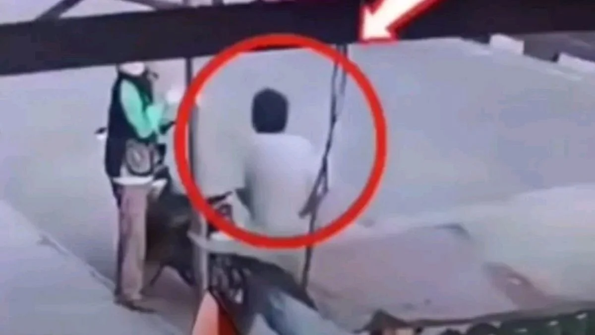 Jejak Berdarah Terekam CCTV: Dua Terdakwa Kasus Pembunuhan Sekeluarga di Indramayu Tertangkap Kamera Pasca Kejadian
