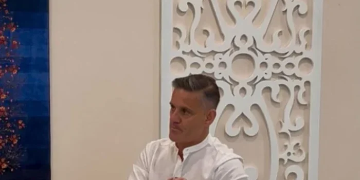 Jelang Piala Asia 2027, Herdman Sebut Jepang dan Qatar Tak Terburu-buru Hadapi Indonesia