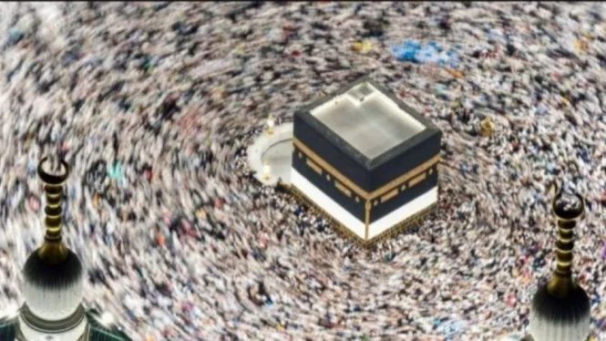 Jemaah Haji Berpamitan Usai Tawaf Wada dan Doa di Masjidil Haram