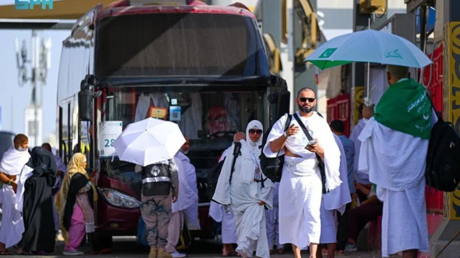Jemaah Haji Mulai Diberangkatkan ke Arafah Besok