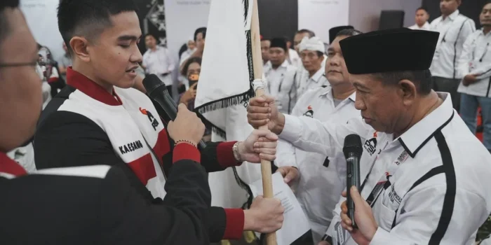 Kaesang Ingatkan Kader Muda PSI Belajar dari Senior