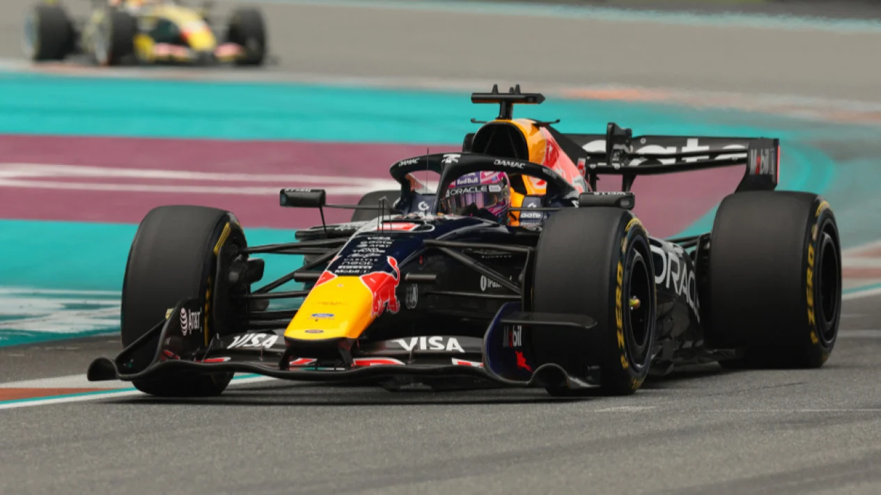 Kedatangan Mantan Mekanik Max Verstappen ke McLaren: Sinyal Pindah ke Tim Lain?