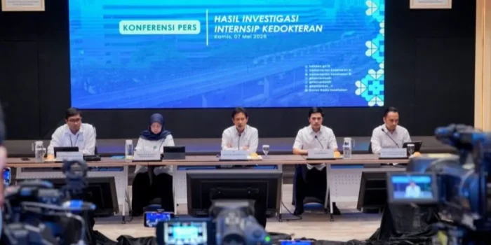 Kemenkes Tetapkan Jam Kerja Dokter Magang 40 Jam Seminggu
