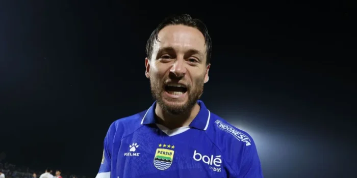 Kengerian Ruang Ganti Persib Saat Tertinggal Menurut Marc Klok