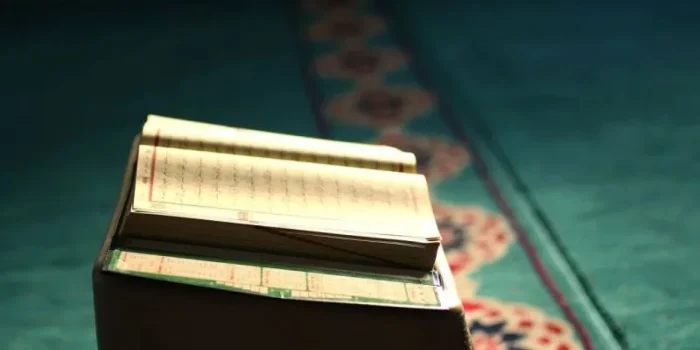 kisah-nyata-pelunasan-utang-berkat-surat-al-waqiah-dan-shalat-dhuha-38985 Kisah Nyata Pelunasan Utang Berkat Surat Al-Waqiah dan Shalat Dhuha