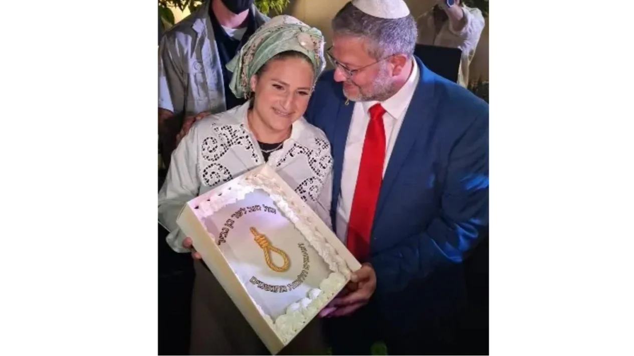 Kue Ulang Tahun Menteri Israel Bergambar Tali Gantungan Picu Kemarahan Publik