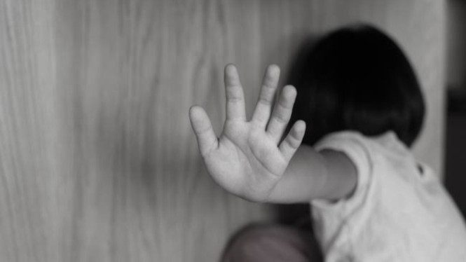 Mabuk dan Terseret Arus Selokan, Pria di Tangsel Diduga Lecehkan Bocah 9 Tahun lalu Babak Belur Diamuk Warga